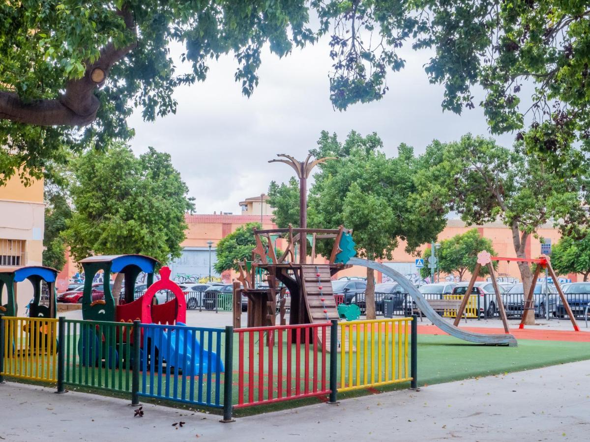 Cubo'S Urban Studio Turisbelen مالقة المظهر الخارجي الصورة